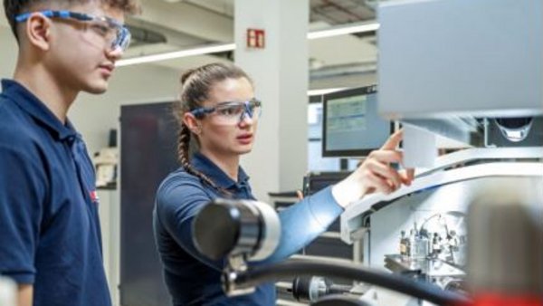 Hightech aus Pforzheim: Wie intelligente Metalle Leben retten Hightech aus Pforzheim: Wie intelligente Metalle Leben retten